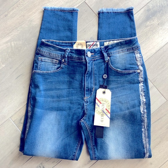 Frayed Glitter Trim High Waist Ankle Skinny Jeans - Picture 11 of 11